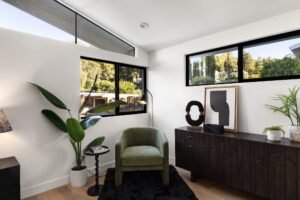 Home Staged by Mid Modern Designs at 16995 Escalon Dr, Encino, CA 91436 (13)