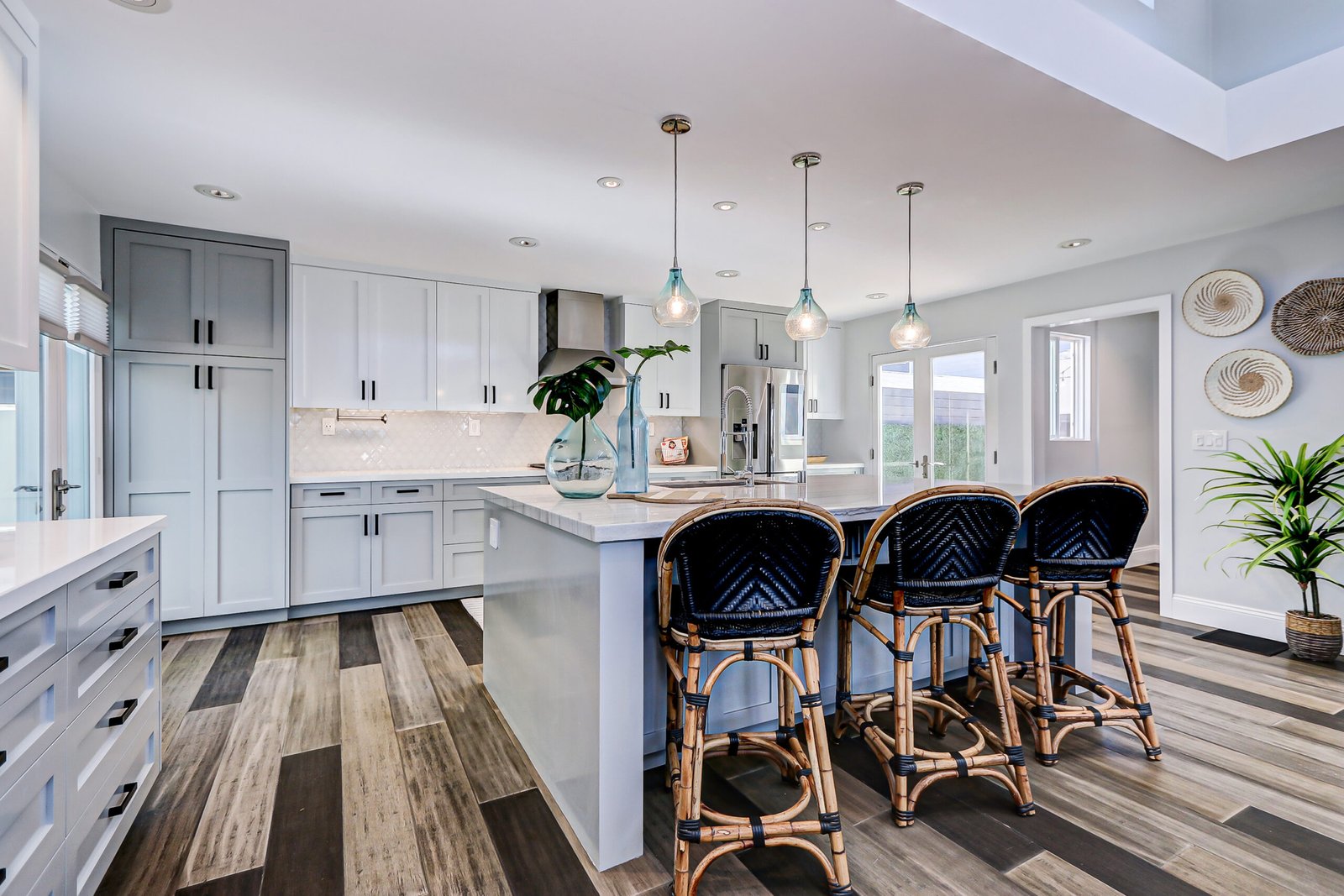 Home Staging by Mid Modern Designs at 110 N Juanita Ave Redondo Beach, CA 90277 (10)