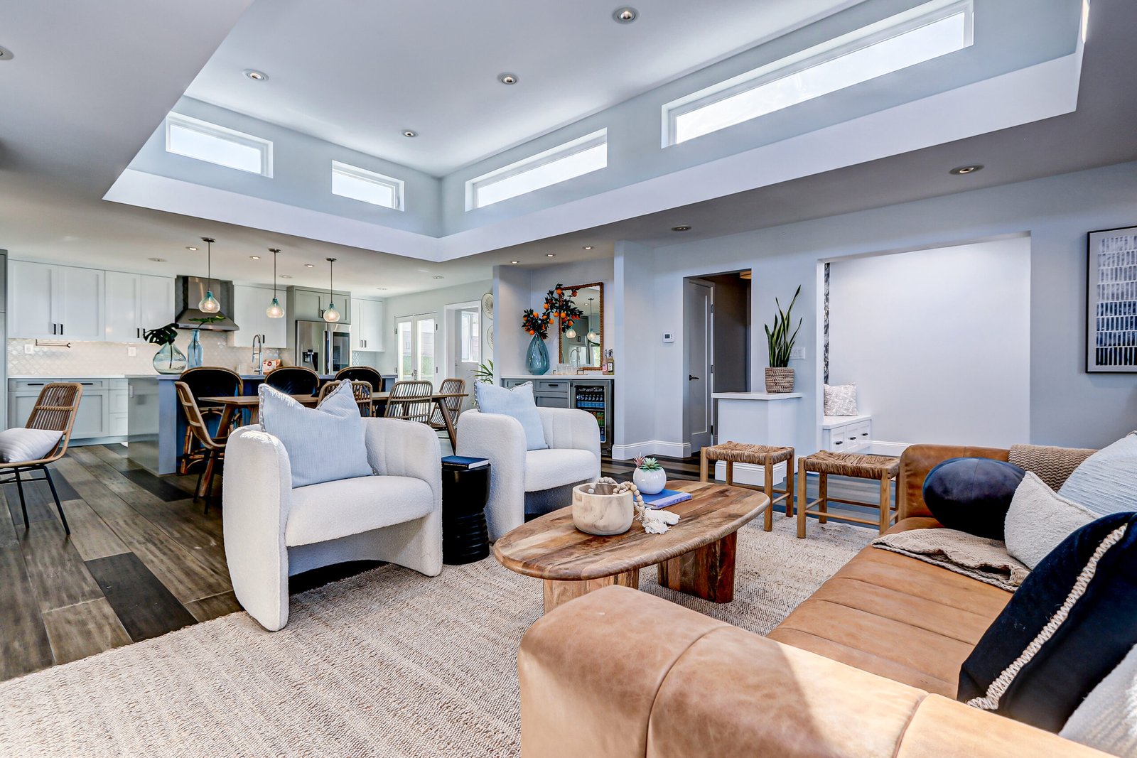 Home Staging by Mid Modern Designs at 110 N Juanita Ave Redondo Beach, CA 90277 (16)